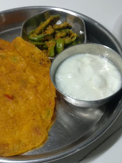 સોજી ચીલા (Soji Chila Recipe in Gujarati) રેસીપી મુખ્ય ફોટો