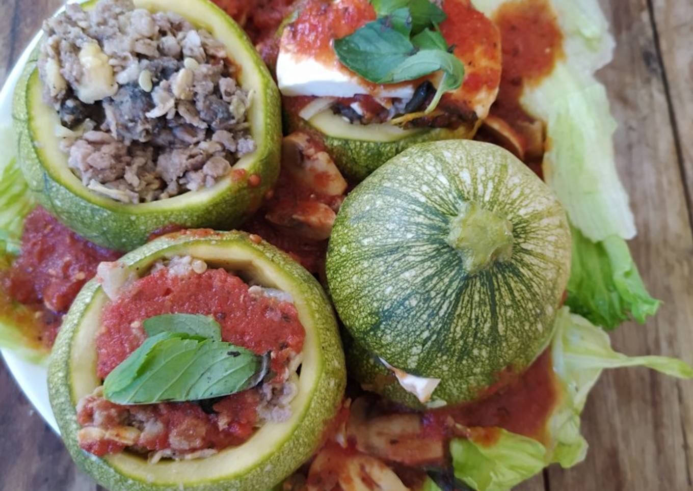 Calabacitas rellenas de carne molida y avena