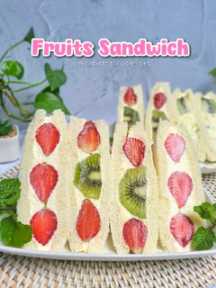 Foto resep Fruits Sandwich / Fruits Sando