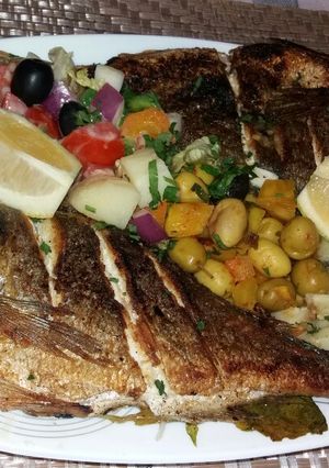 صورة لوصفة سمك الدوراد 🐟🐟🐟 مع الخضر