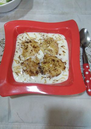 A picture of Dahi Bhalla.