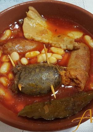 Foto principal de Alubias con chorizo morcilla y panceta