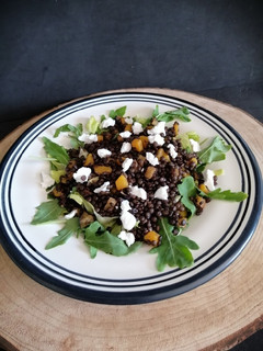 Una foto de Ensalada de lentejas caviar
