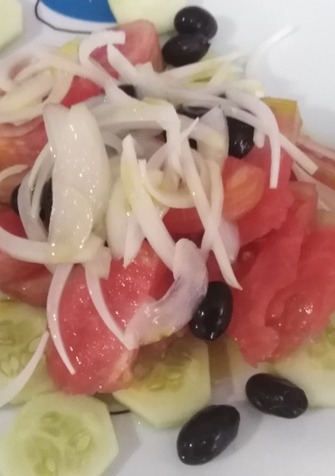 Una foto de Ensalada de tomate valenciana