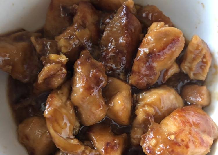 Bumbu Menyiapkan General Tso’s Chicken yang Lezat Sekali