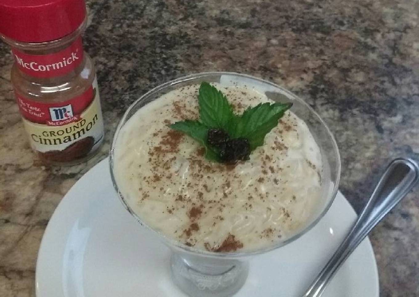 Arroz blanco con leche