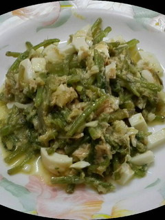 Una foto de Ensalada de tagarninas