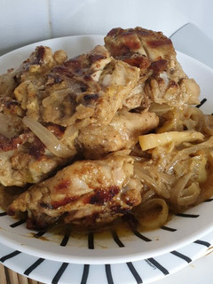 Una foto de Pollo con salsa de limón a mi manera