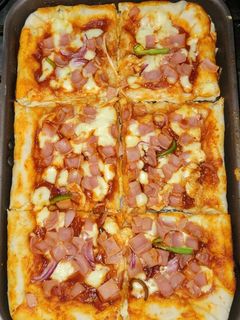 Una foto de Deliciosa pizza casera