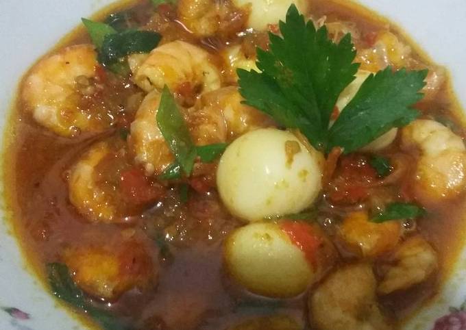 Udang telur puyuh masak pedas