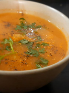 A picture of Dudhi tomato soup for weight loss.