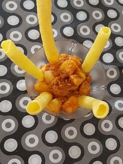 ભૂંગળા બટેટા (Bhungala bataka Recipe In Gujarati) રેસીપી મુખ્ય ફોટો