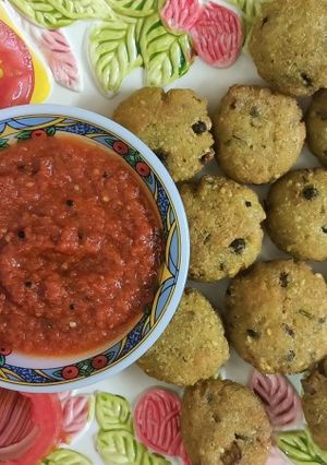 લીલી તુવેર ના ઢેકરા (Lili Tuver Dhekra Recipe In Gujarati) રેસીપી મુખ્ય ફોટો