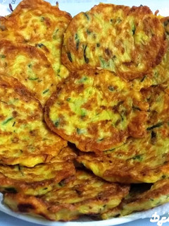 Cukkini tócsni recept fotója