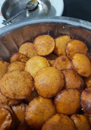 જાડા મઠિયા (Thick Mathia Recipe In Gujarati) રેસીપી મુખ્ય ફોટો