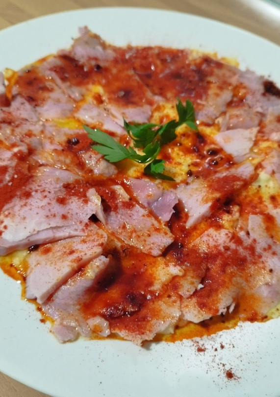 Una foto de Lacón a la gallega con puré de patata
