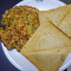 Qeemey wala Omelette A picture of Qeemey wala Omelette.