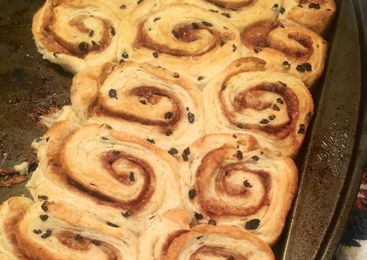 Step-by-Step Guide to Make Favorite Cinnamon rolls