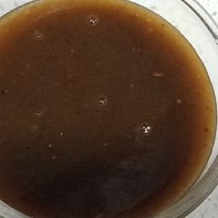 A picture of Sweet and sour chutney.