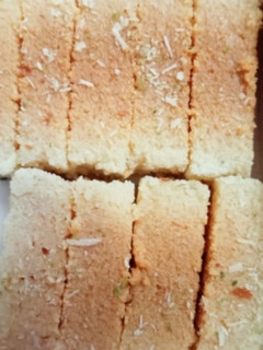 मिल्क केक (milk cake recipe in Hindi) रेसिपी मुख्य फोटो