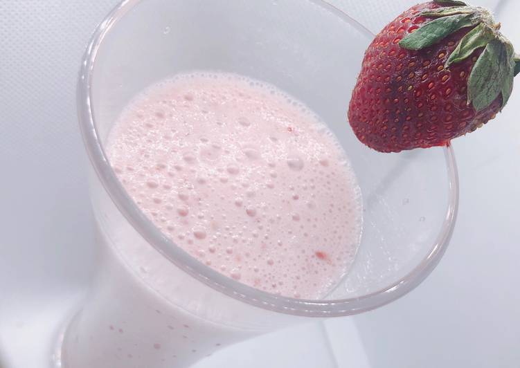 Recipe of Homemade Strawberry Smoothies | So Great Food Recipe From My Kitchen