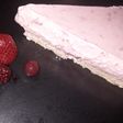 Pastel de queso con cerezas