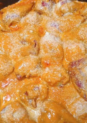 Una foto de Pimientos del piquillo rellenos de brandada de bacalao
