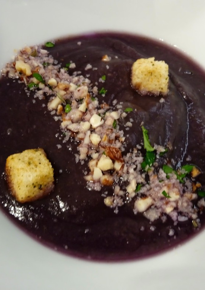 Una foto de Puré de col lombarda