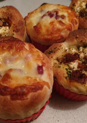 Gyors töltött zsemlemuffin recept fotója