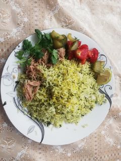 عکسی از دستور سبزی پلو با تن ماهی
