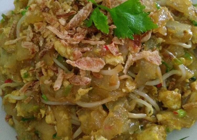 Bagaimana Membuat Mi Tiaw Goreng pedas yang Lezat