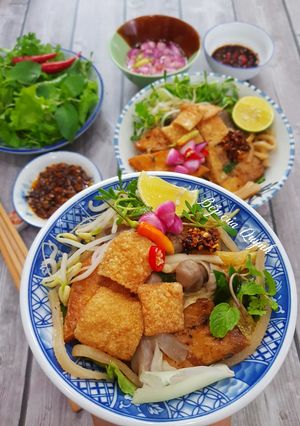 A picture of Vegetarian Cao Lau.