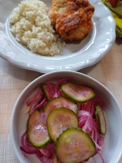 Uborkasaláta recept fotója