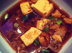 A picture of Tofu & Oyster Mushroom Soup with Shrimp.