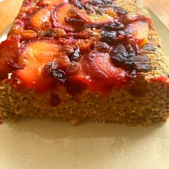 A picture of Oat and millet porridge baked loaf.