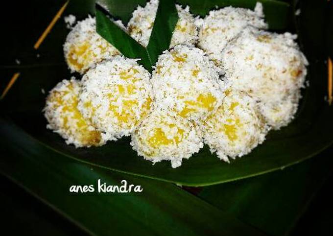 Yuk intip, Cara termudah memasak Klepon ubi kuning yang sempurna