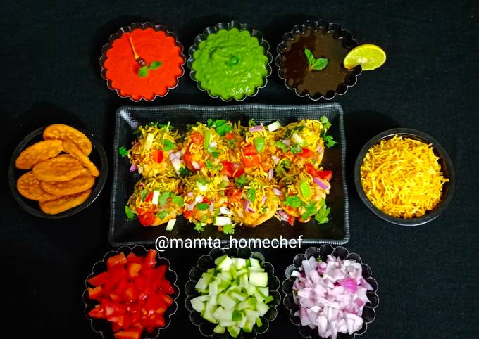 Sev Puri Recipe by Mamta Pandya - Cookpad