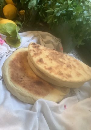 Une photo de Pain semoule🍞 matlouh👨🍳cuisine Algérienne🇩🇿#ramadan