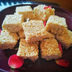 Rajgira burfi A picture of Rajgira burfi.