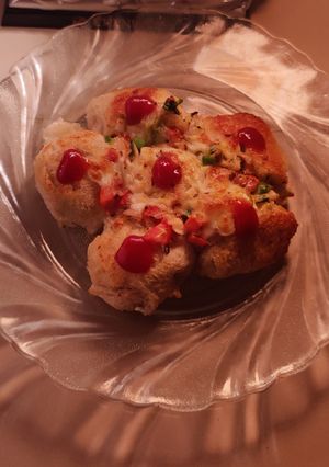A picture of Pizza bomb 💣.