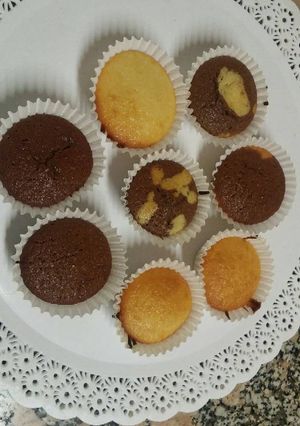 Una foto de Cupcakes de vainilla y chocolate!