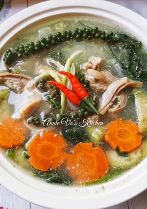 Hình của món Lẩu bao tử hầm tiêu.