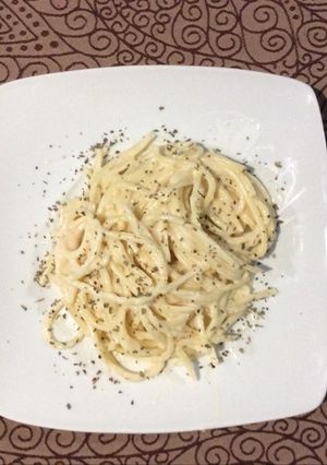 Una foto de Spaguetti a los cuatro quesos