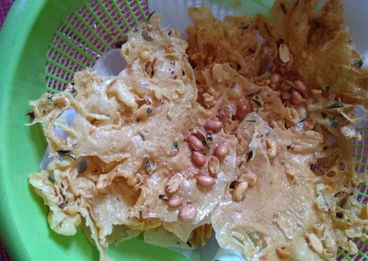 Peyek Kacang Renyah