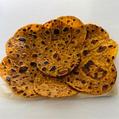A picture of Thepla.