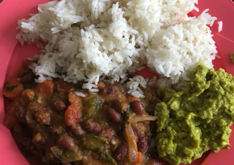 Simple Way to Make Favorite Chipotle meal box- Rajma Chawal Guacamole