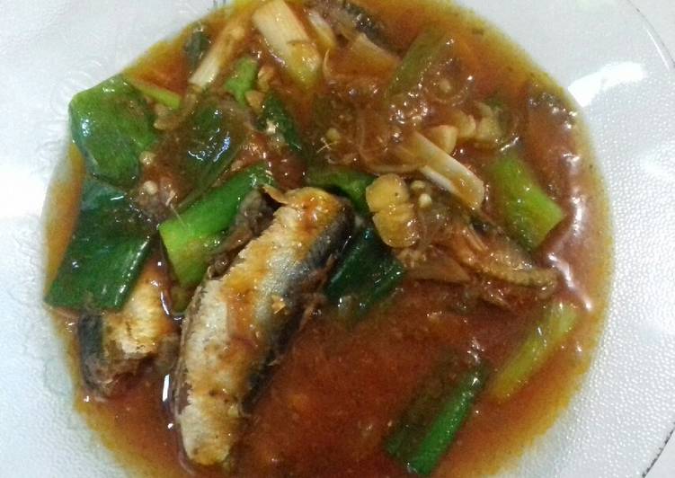 Cara buat Sarden saos tomat yang lezat dan Mudah Dibuat