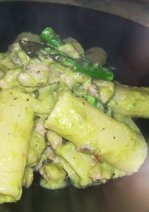 Foto di Per Asparagus Ad Astra - Rigatoni asparagi e salsiccia