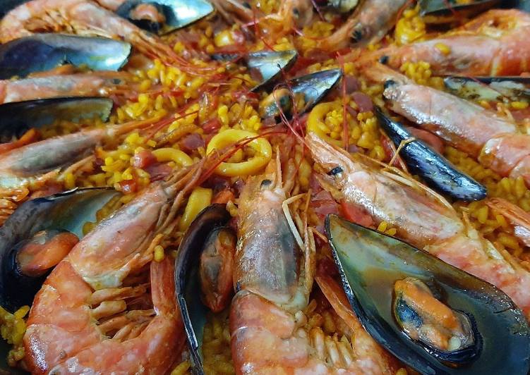 Paella marinera