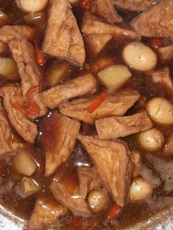 Langkah Mudah untuk Membikin Resep Semur kentang tahu putih dan telur puyuh yang Uenak Anti Ribet, Lezat